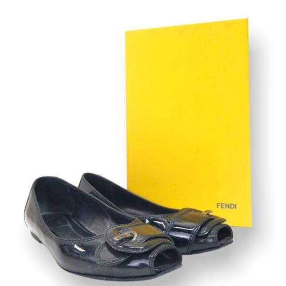 Fendi Shoes - FENDI Vintage Women's Ballerina Vernice Nero Flats Sz 37